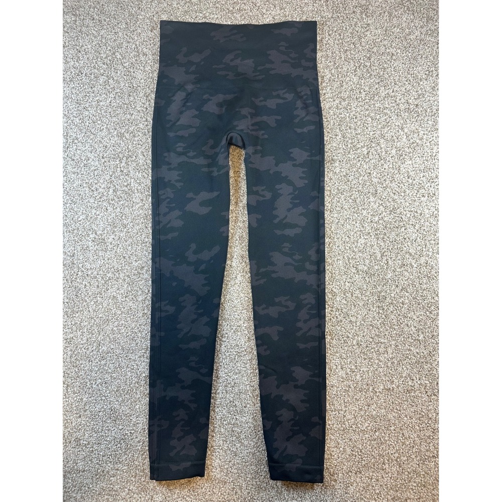 Spanx Look at Me Now Seamless Leggings Black Camo High Waist FL3515 Size M